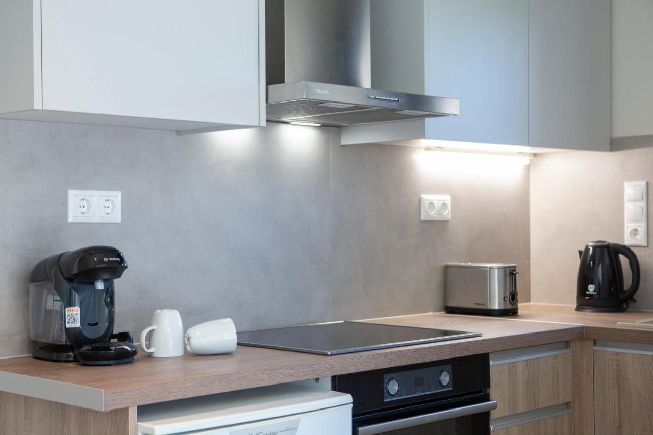 Amelie'S Luxe Apartments Kalligoni Екстериор снимка