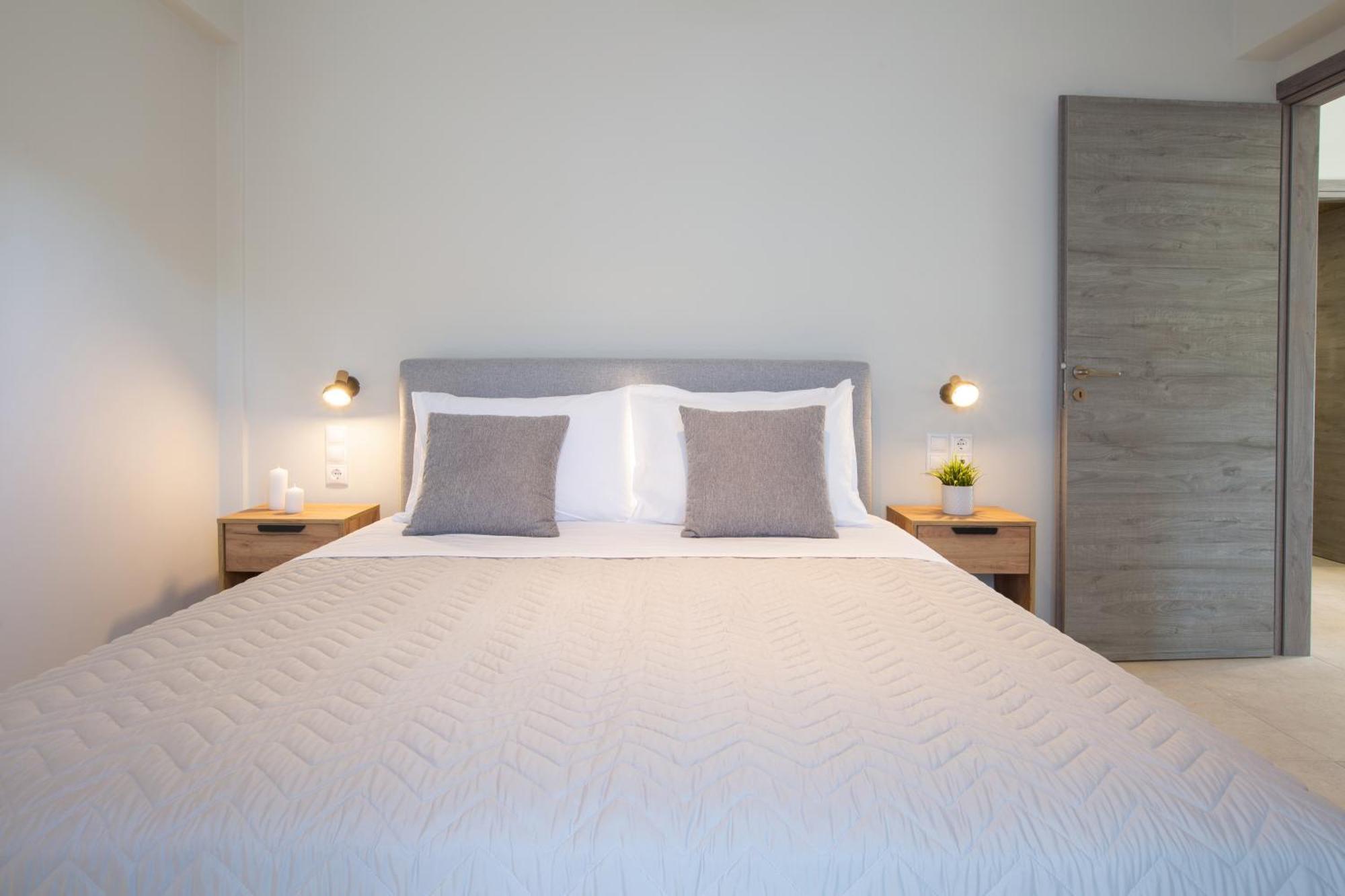 Amelie'S Luxe Apartments Kalligoni Екстериор снимка